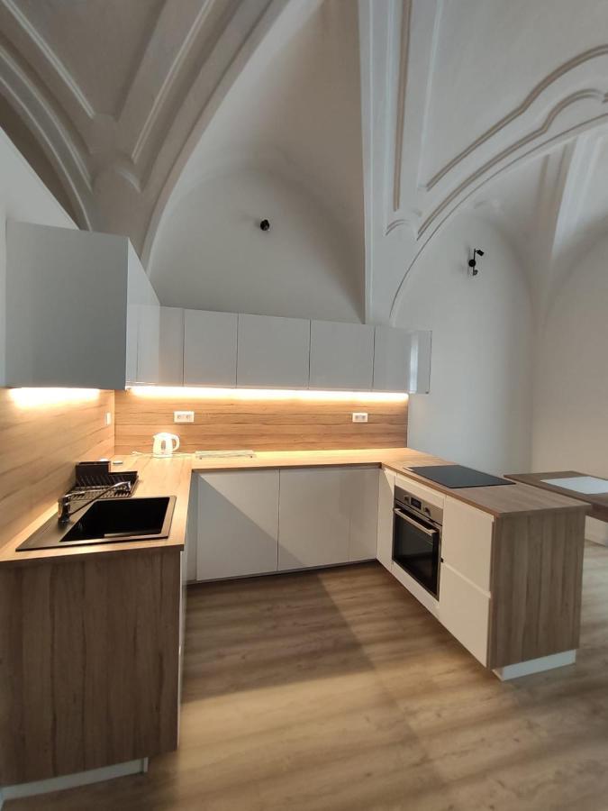 Apartman U Klavdie バンスカー・ビストリツァ エクステリア 写真