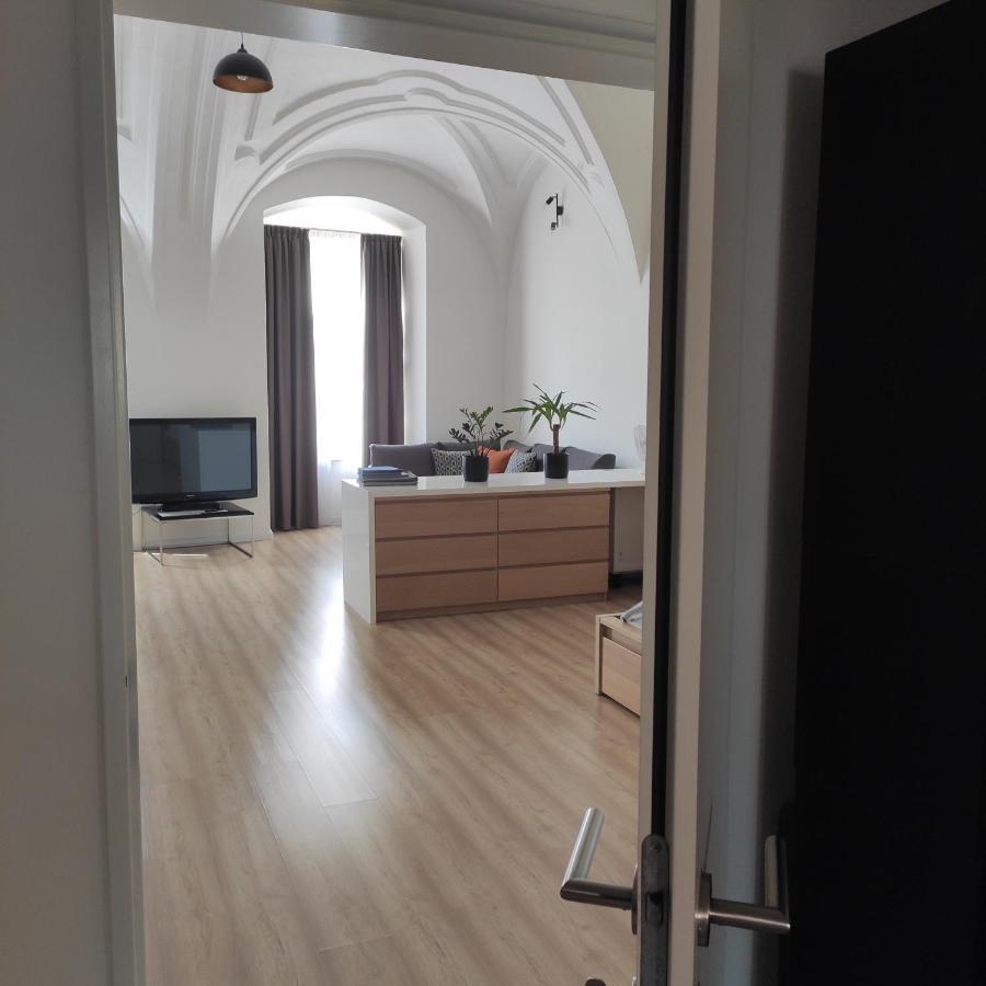 Apartman U Klavdie バンスカー・ビストリツァ エクステリア 写真